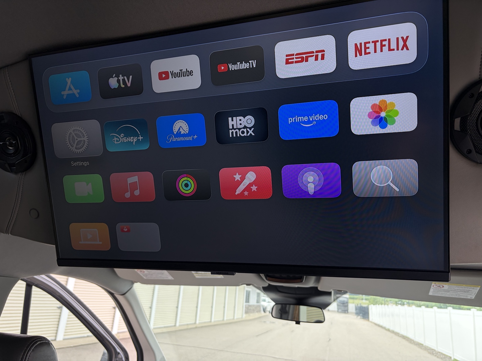 32-inch Smart TV showing available streaming applications